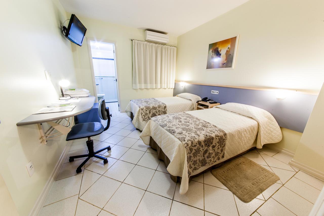 Asppen Hotel Chapecó Exteriör bild